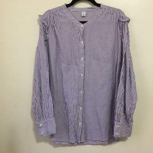 OLD NAVY striped ruffle shoulder button down B4